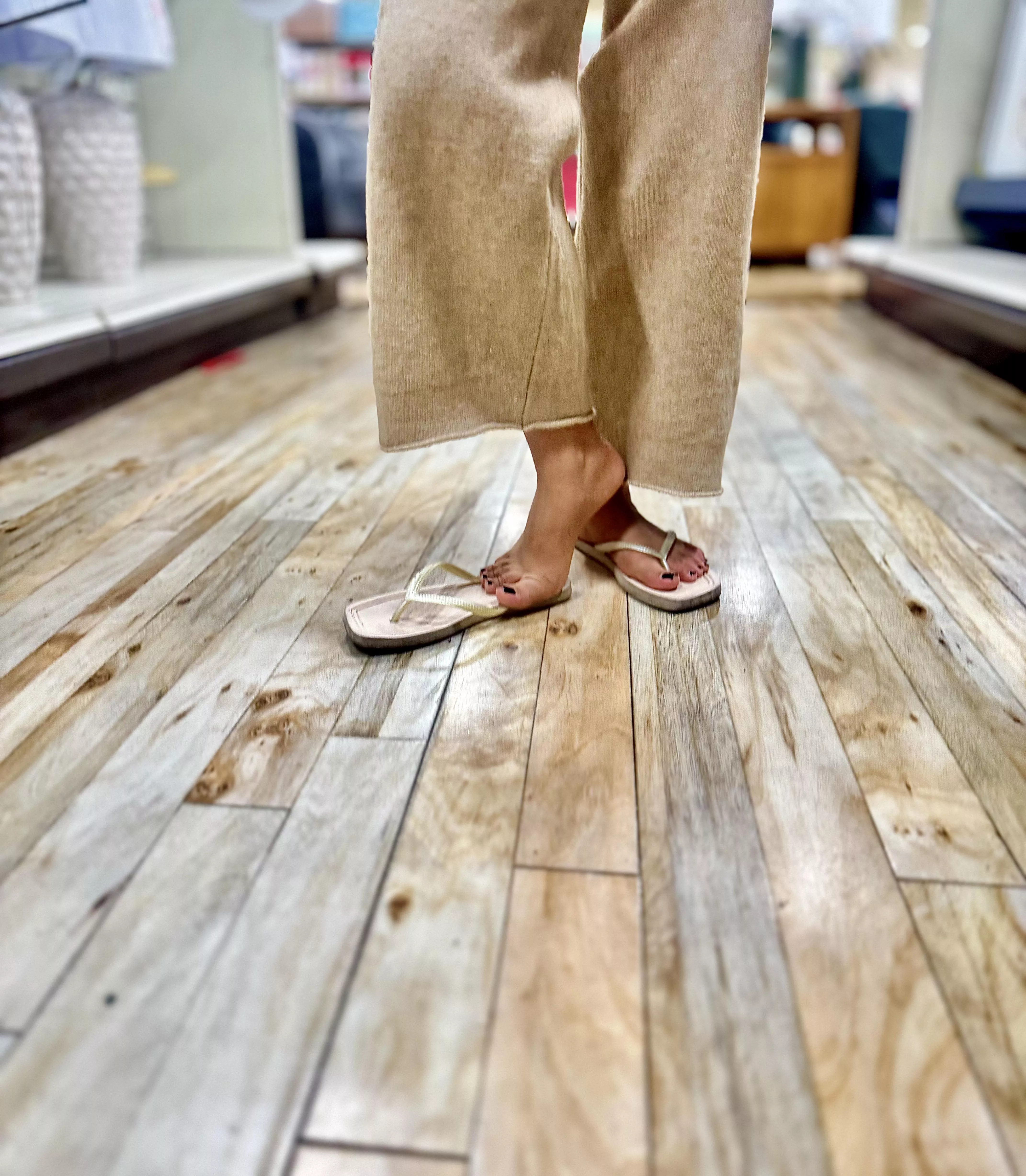 Clicking feet pics in public is so exciting 