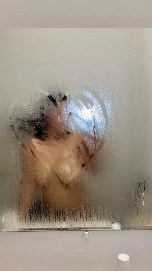 Confidence looks good in every light