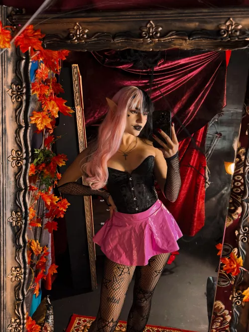 Draculaur doll from the Monster high by ColorlessHedgehog