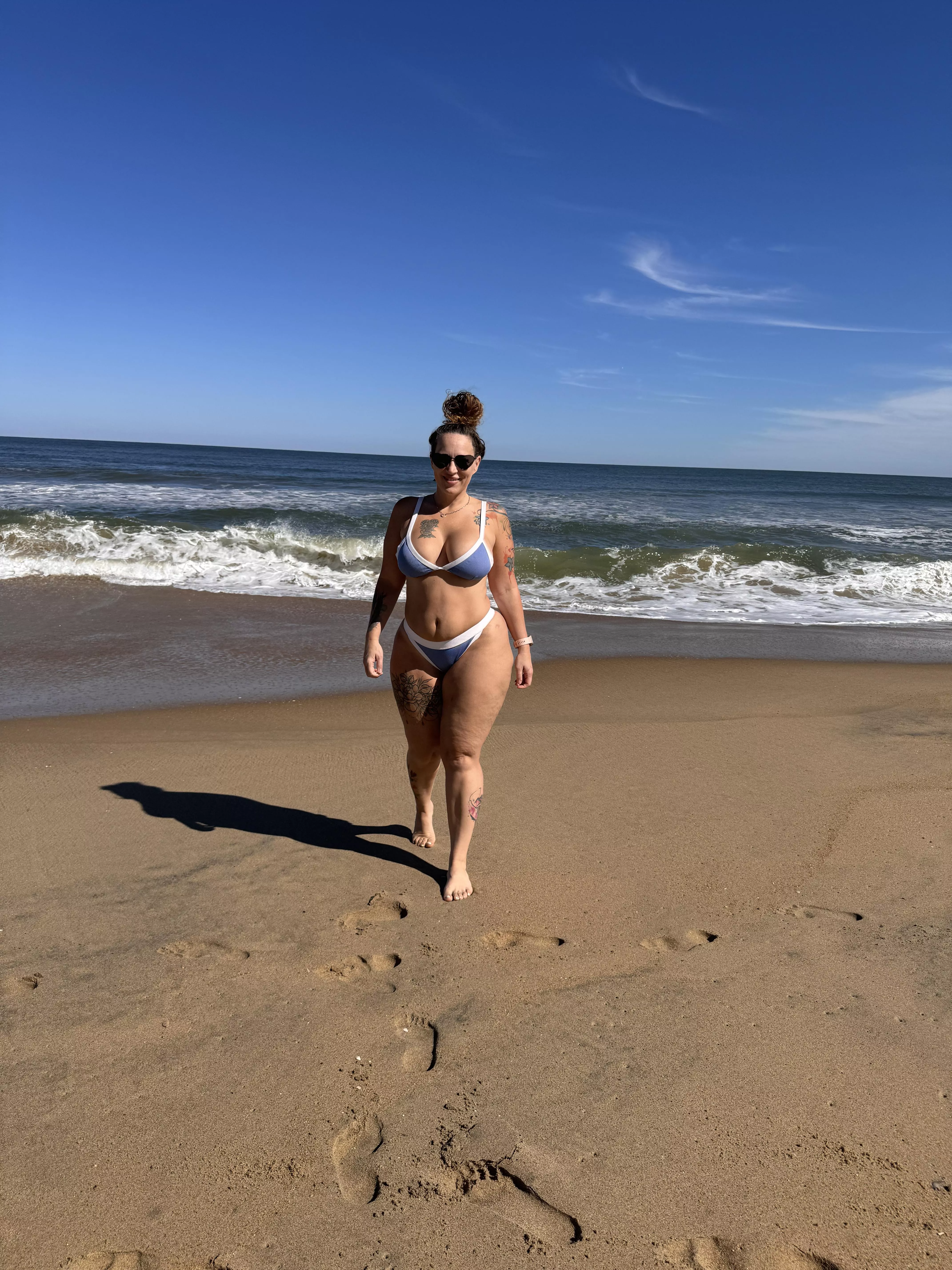 Excuse me, can I use your lap for my ass