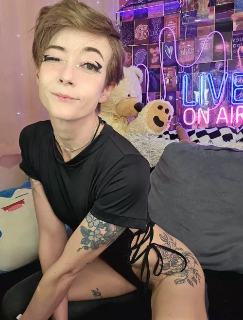 🌈Good morning! Go hard AF today!✨ 🏡MOVING SALE🏡 $25 PICK 3 VIDEO BUNDLE😍 At Manyvids.me Cyriis.org 50% off XXX OF w VIP SNAP FREE😈 I'M BACK ON SEXTPANTHER 💦 SEXTPANTHER.COM/RILEYCYRIIS 