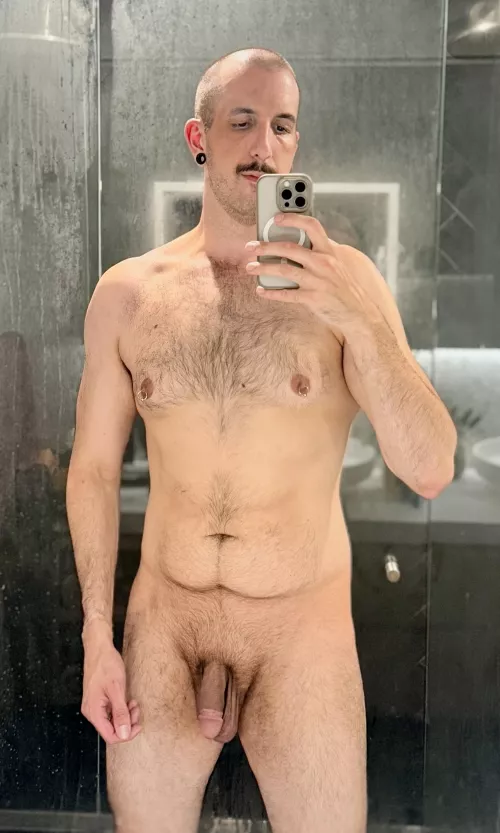 Hanging soft and heavy… but there’s no hiding this bare knob