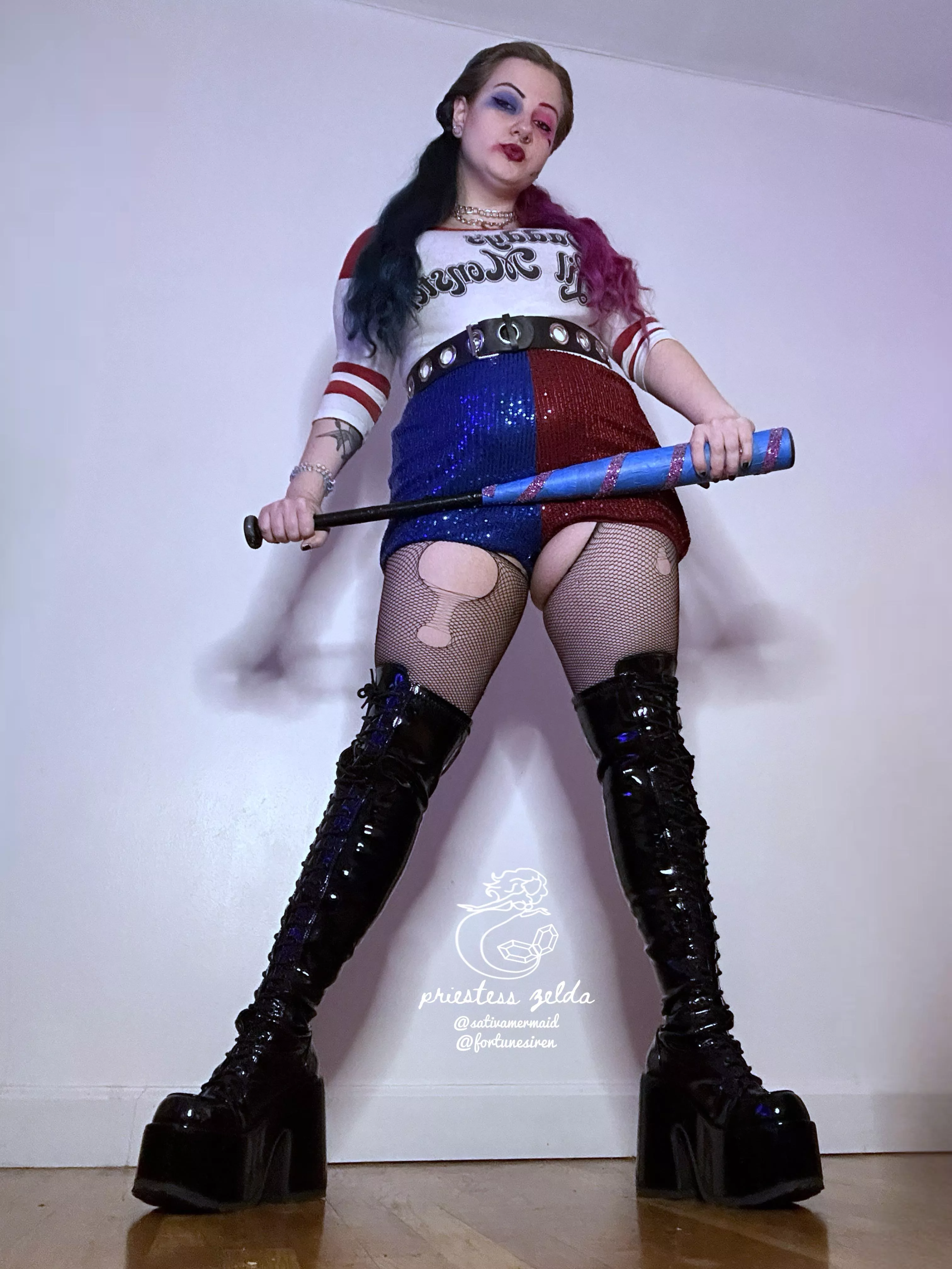 Harley Quinn by sativamermaid🩸🩷