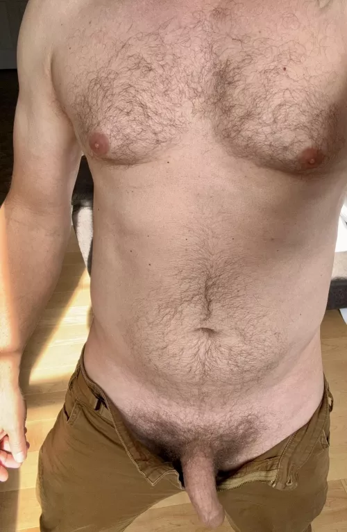 How do you like my dadbod? (51)