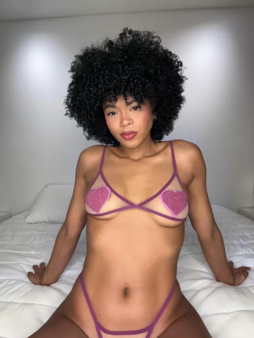 I feel so hot, come and get me