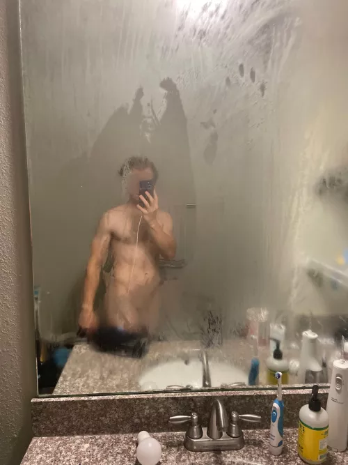 i love to make my skin near burned in the shower 👅