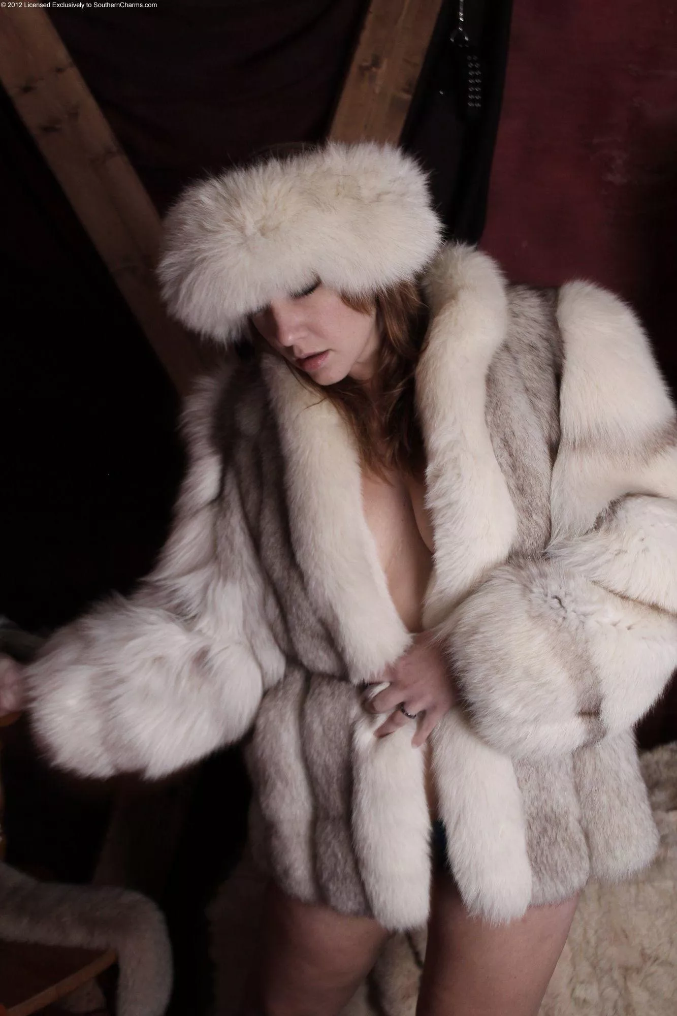 I'd kill to be able to wear her fur