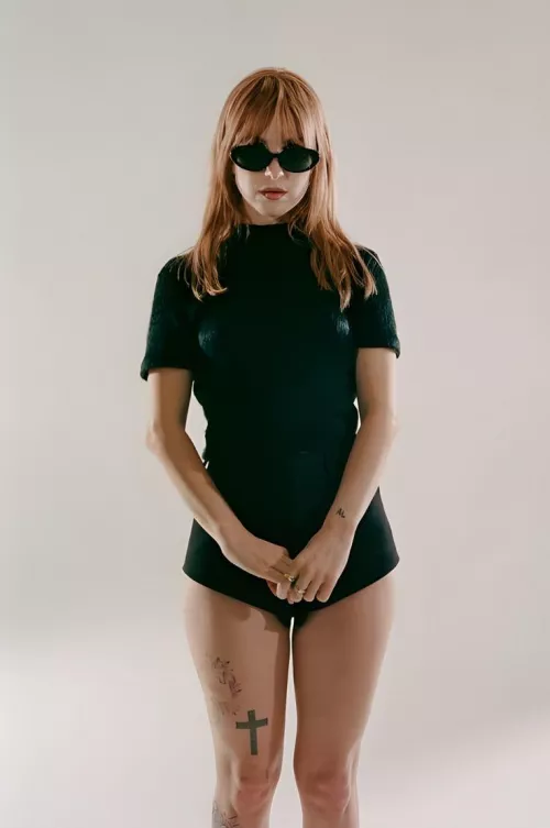 Imagine Hayley in front of you like this. What would you ask her? 