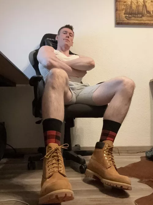 It's time for the Timbs. And for standing up to over 6'8