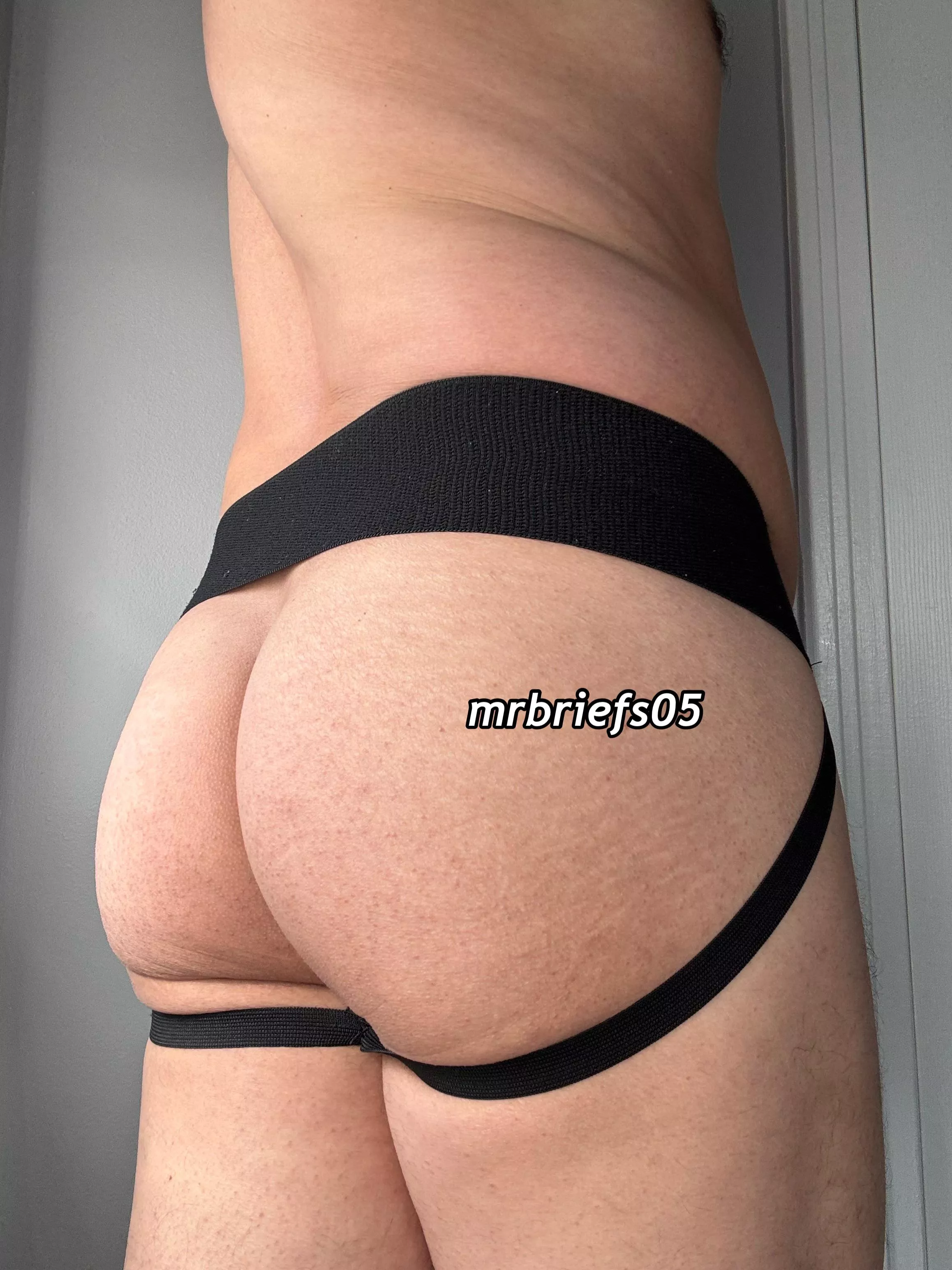 Just Another Jocktober Hump Day…🖤😈 Age (47)