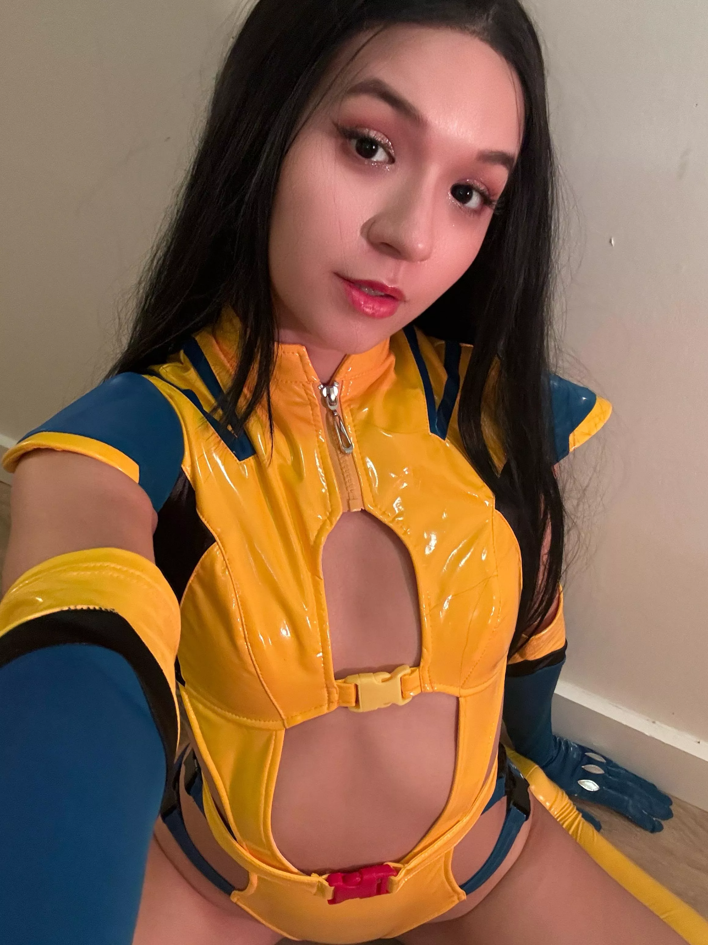My Wolverine Cosplay (PearllhimePlayful)