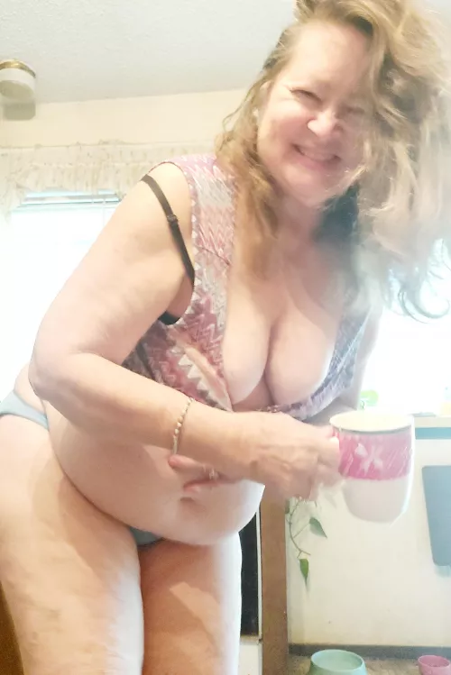 Need extea cream for my coffee