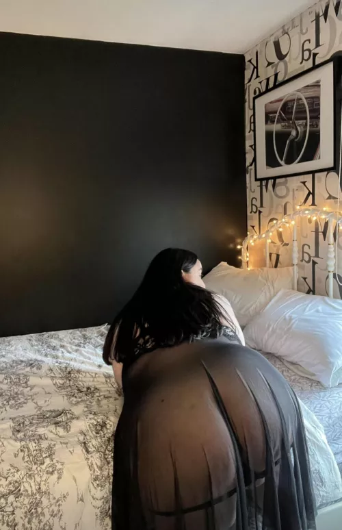 Need someone to lift this up and fuck me