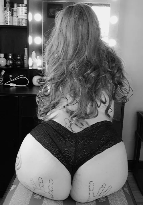 [Selling] Customizable soccermom panties!! Incl pics and shipping [US] Affordable add-ons and fet friendly! Ask to see my panty drawer and pick a pair today!