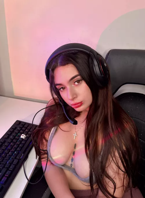 Showing some tattoes today