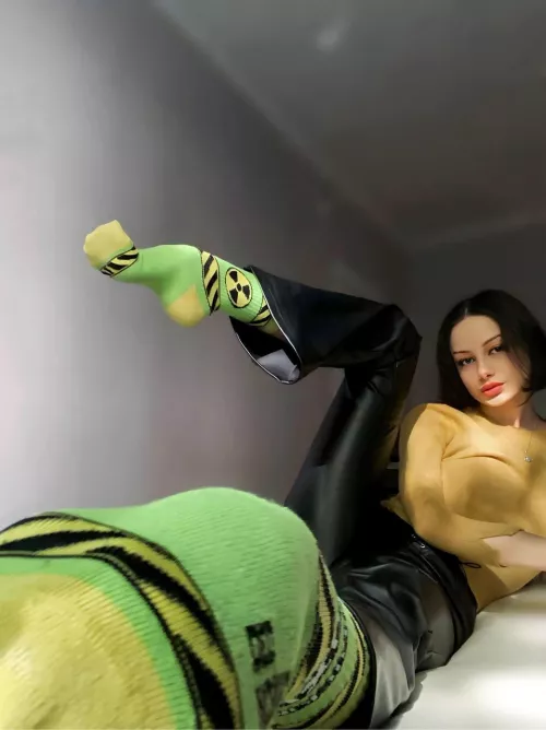 Smelled socks on my high arches feet to you size9