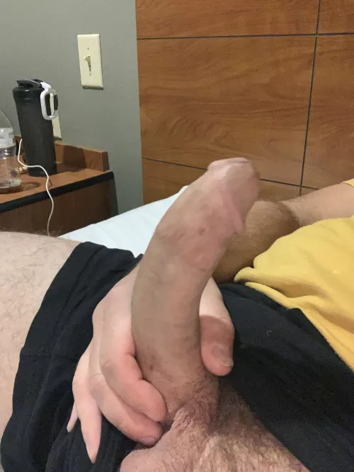 Snap me and let’s jerk off. xHxExNxDxOx