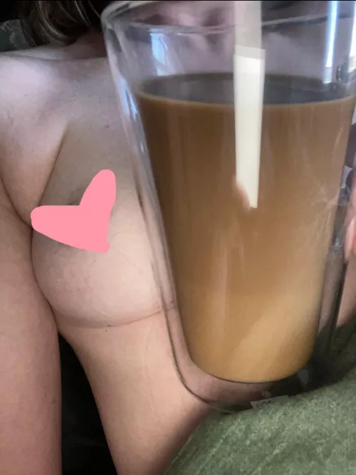 Sunday latte for the win 🩵