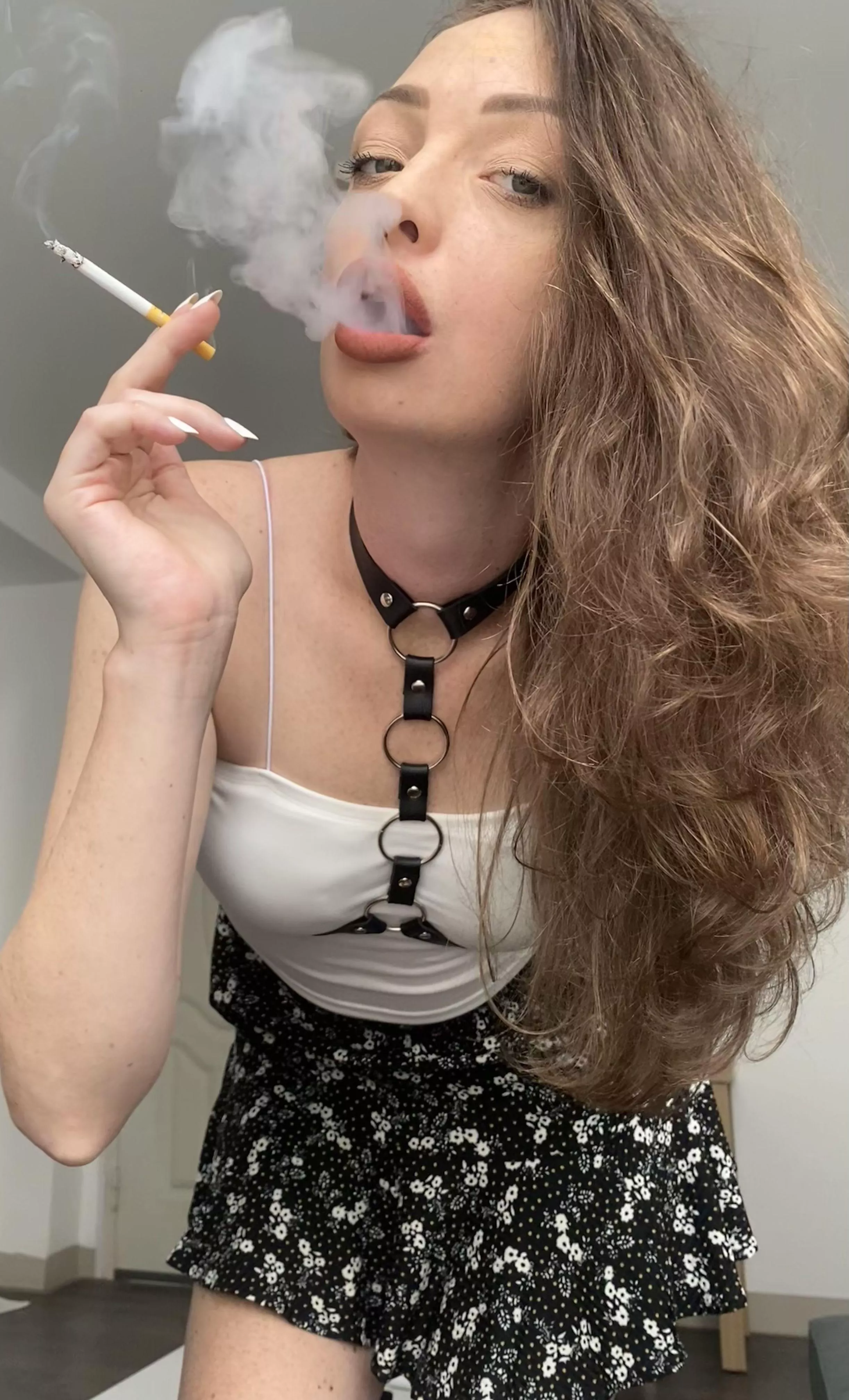 The perfect antidote to autumn blues: warm smoke on my lips.