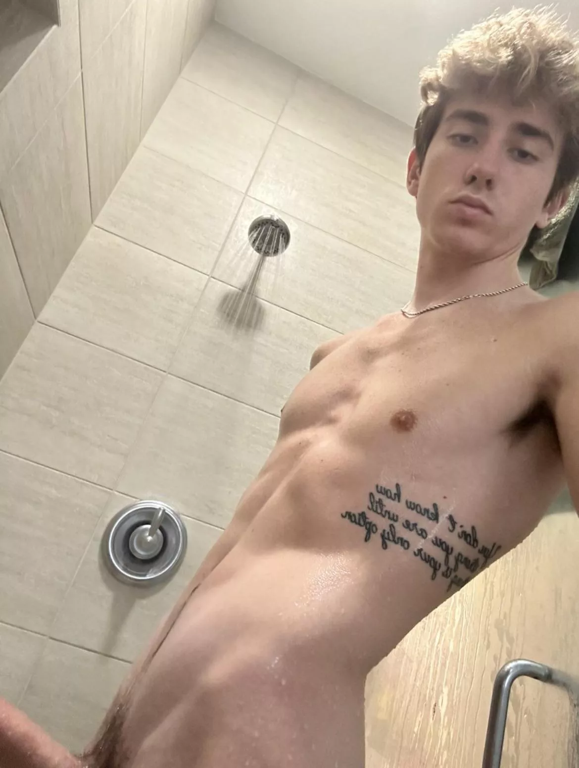 Time to get your wallet drained loser 🤑 DMs are open 