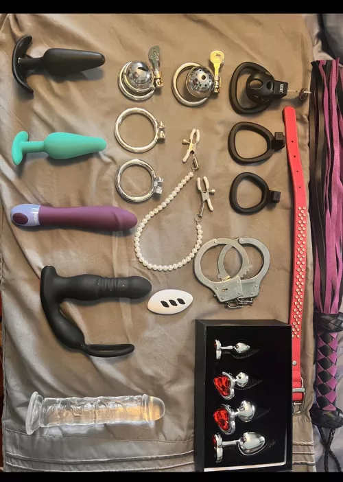 Toys for 125 upvote(s)