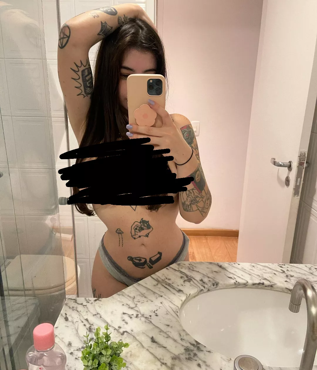 Upvote for uncensored version 💋