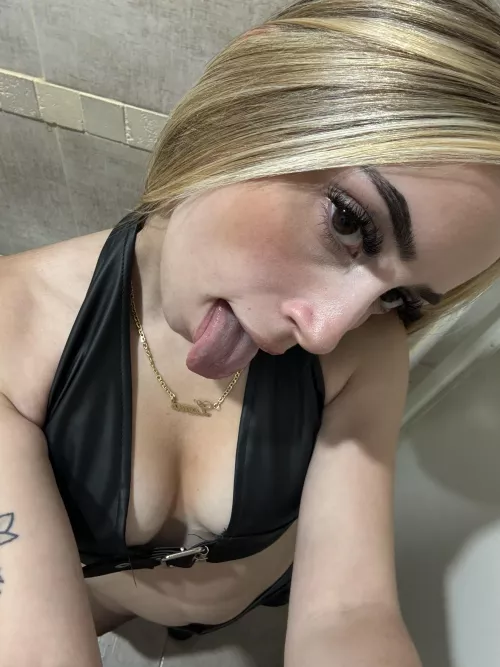 use your tongue to play with my tits