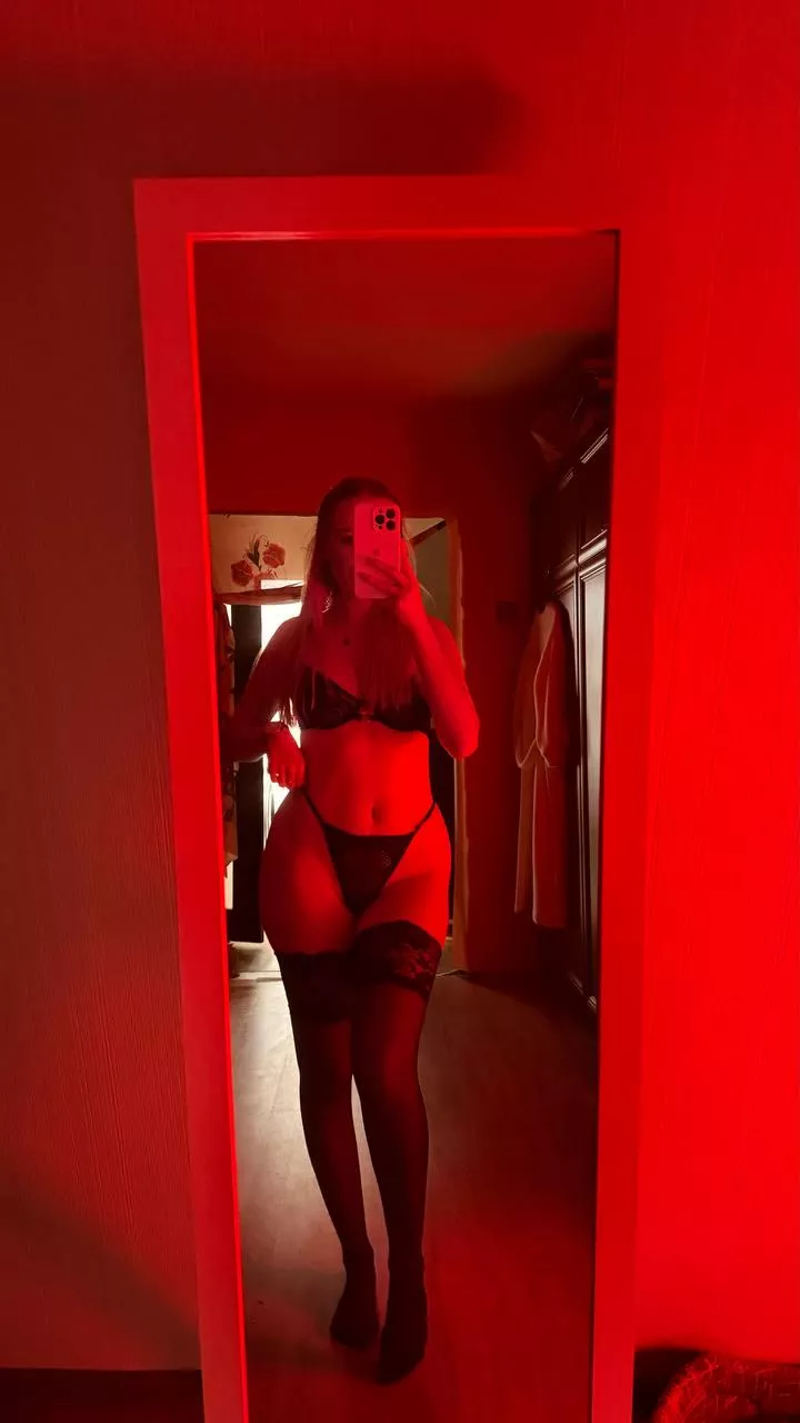 wanna fill me with your milk?