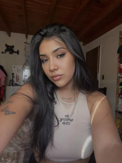 Who’s gonna be a good boy and become my cash dispenser?👠