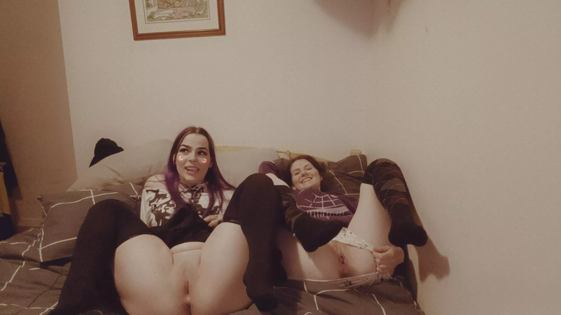 2 cute aussie girls x