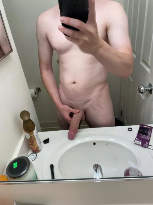 21 M I like to show off 