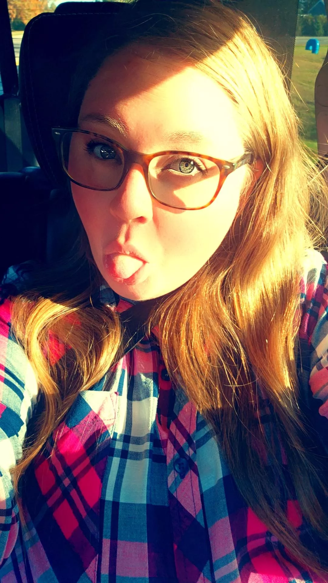 Any ladies interested in couple's