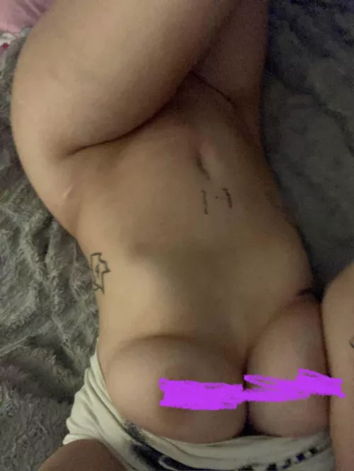 Any sexting buddy here for kinky girl?
