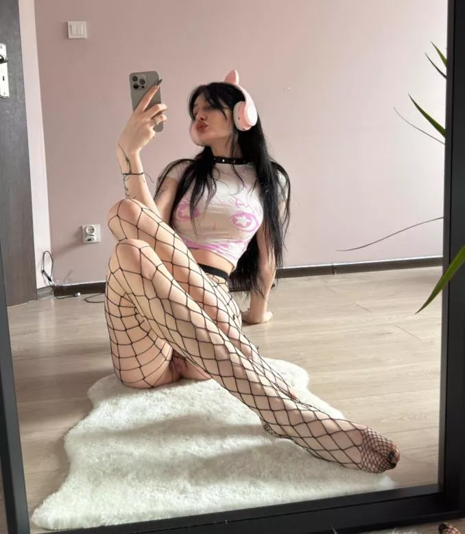 Are you licking my feet on our first date, or do I need to find another guy