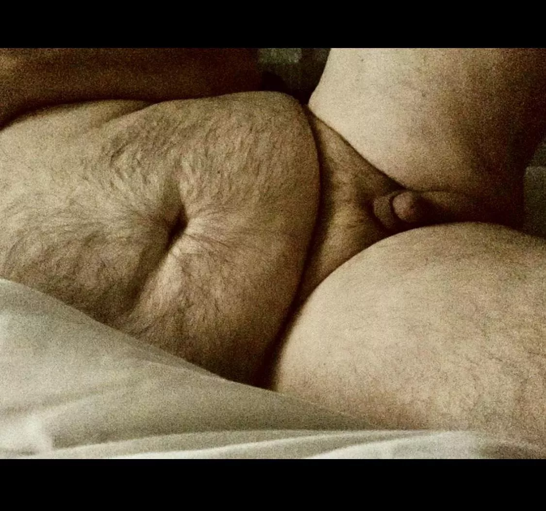 Chubby and a real fun cuddle 