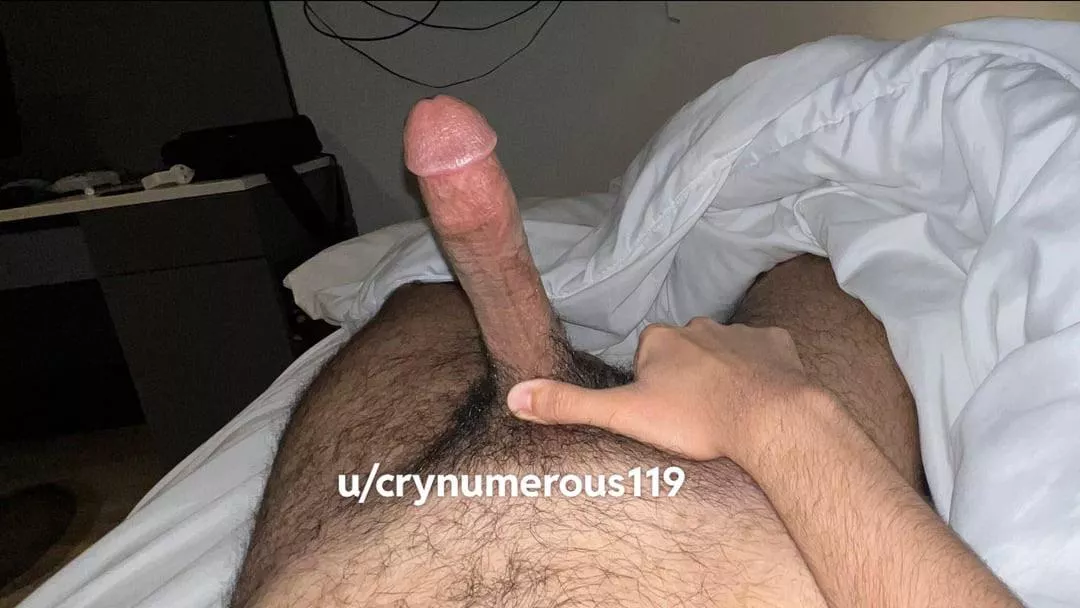 Does being cut make your glans/head bigger?