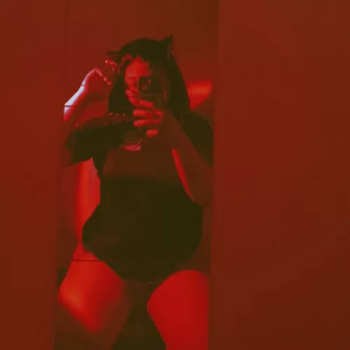 dressed up as a cat this halloween, pet me?