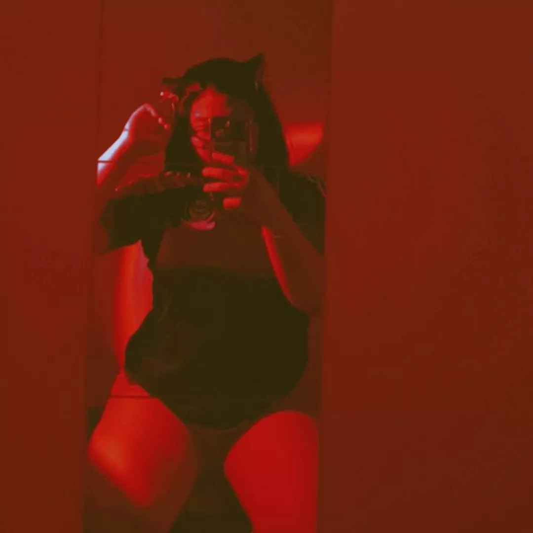 dressed up as a cat this halloween, pet me?