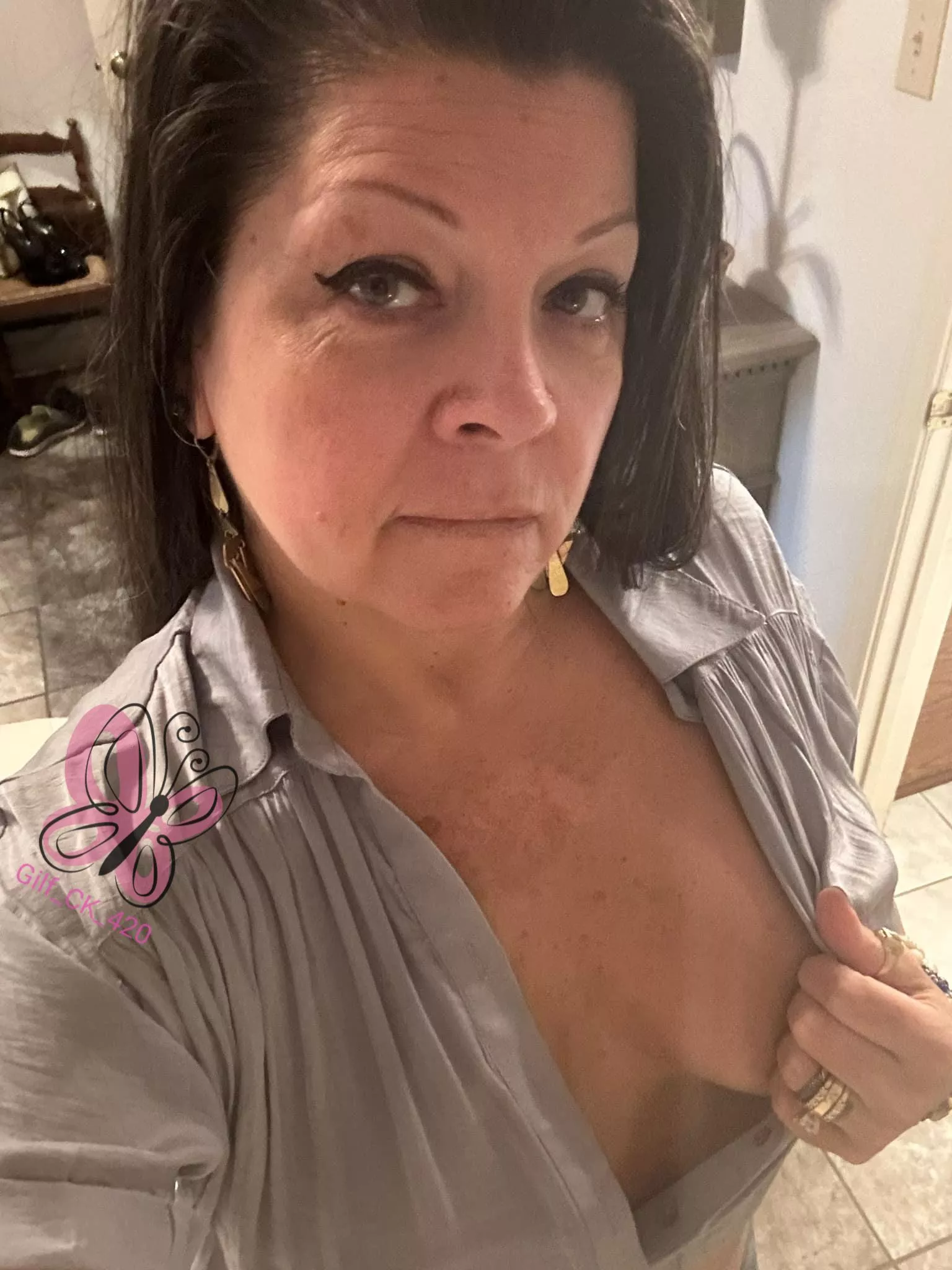 Evening ladies. Hope you're all making the most of your day.