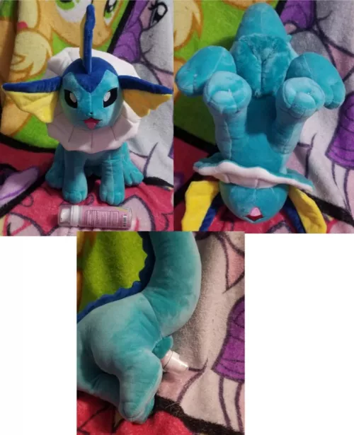 (FOR SALE) NSFW fuckable feral female large Pokemon eeveelution Vaporeon with useable canine pussy/cookie