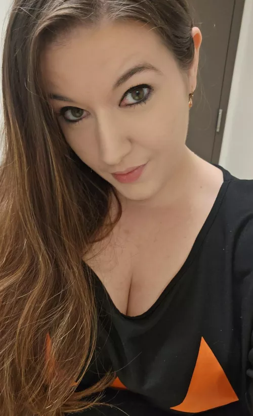 Happy Halloween! I dressed a bit festive 