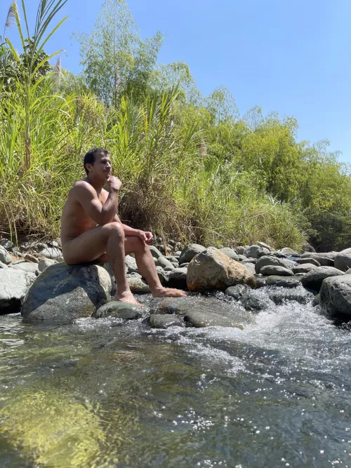 I love nudist lifestyle 