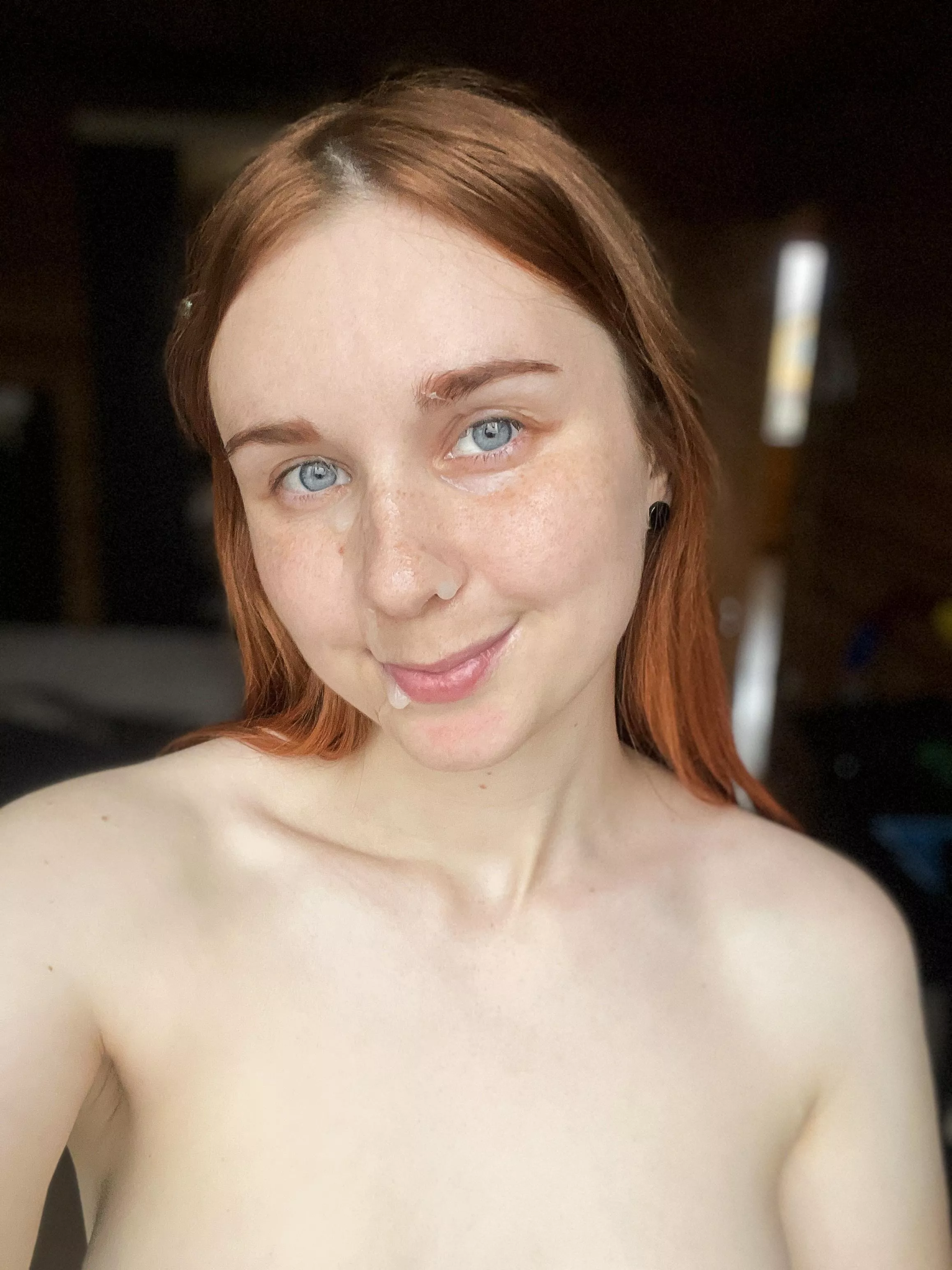 I love that feeling of warm cum on my face