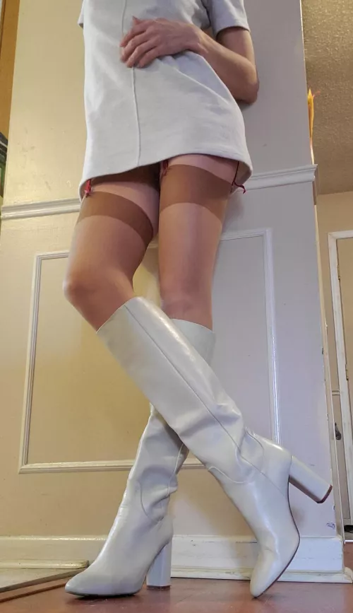 I was hoping to look cute in white... do I?