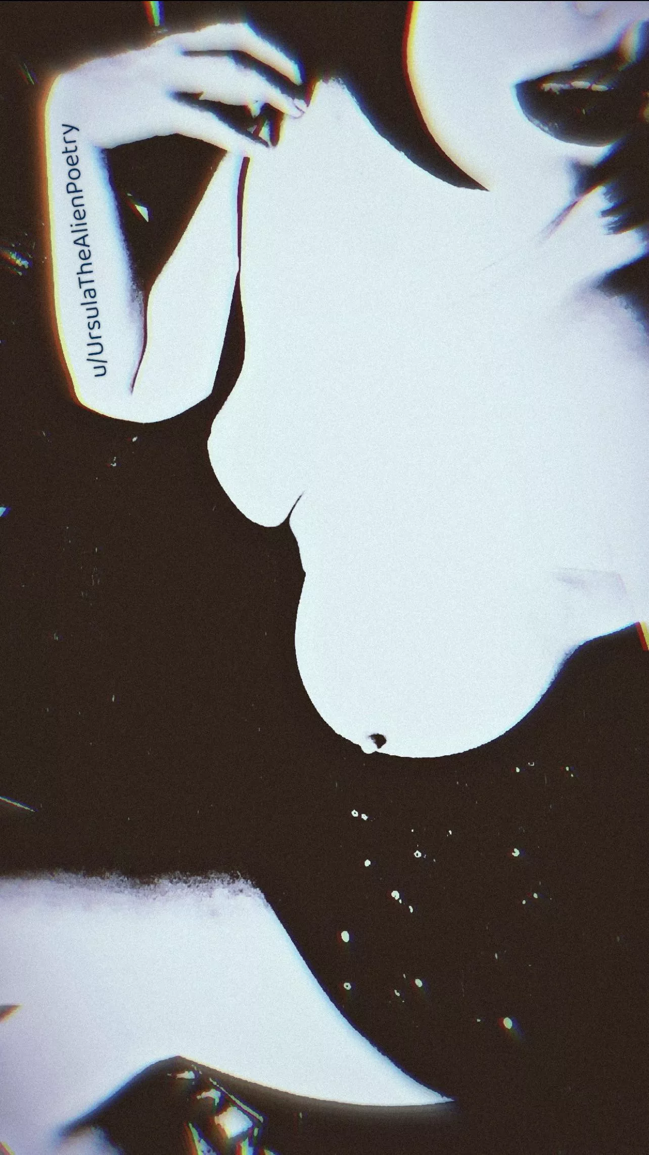 i’m dressing up as a naughty alien, HBU? 👽 xx