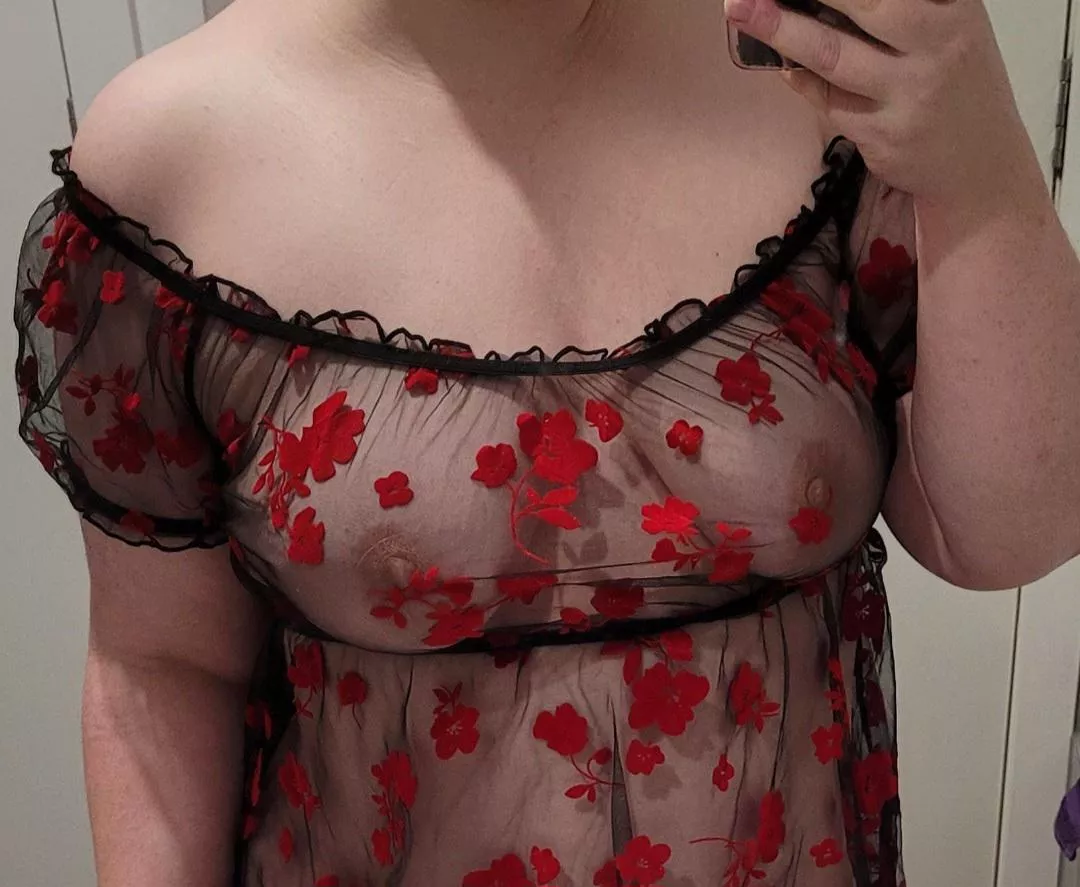 I'm not wearing panties either 