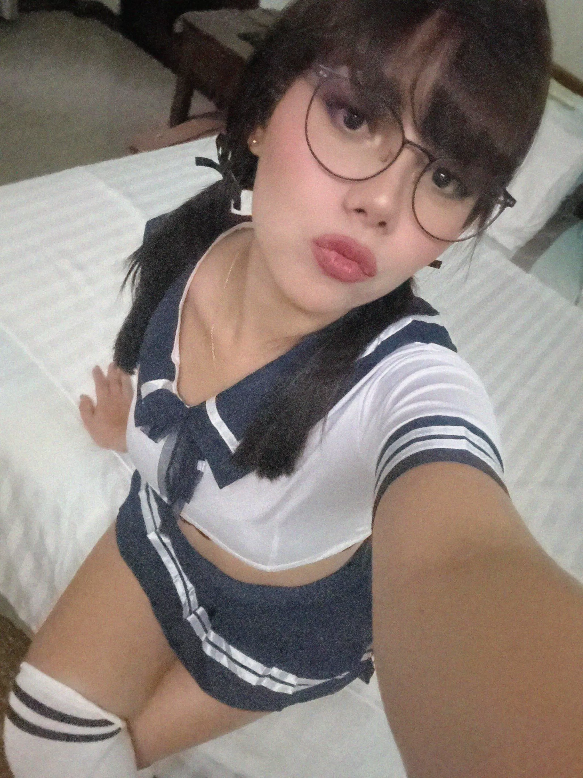 Is there a dominant man who wants to take control of this hot sailor on the weekend? 19F