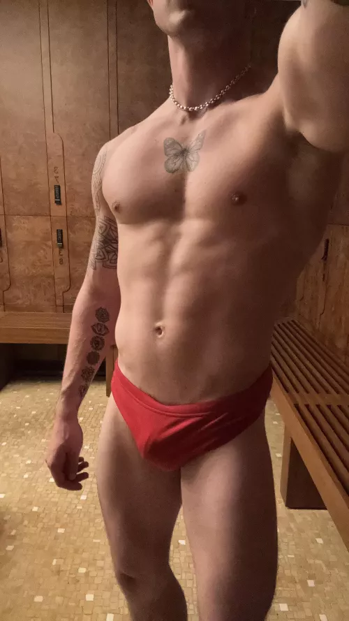 Just a cheeky speedo pic 