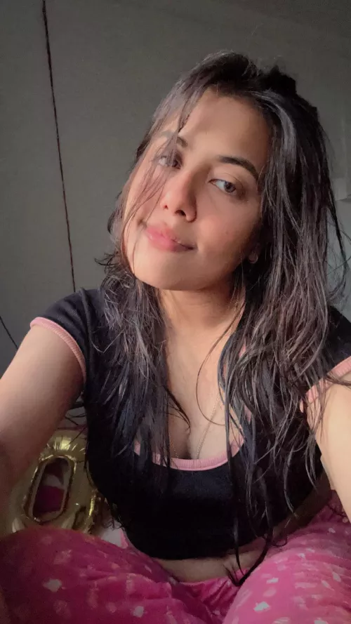 Koi AI nude bana do iska yaar