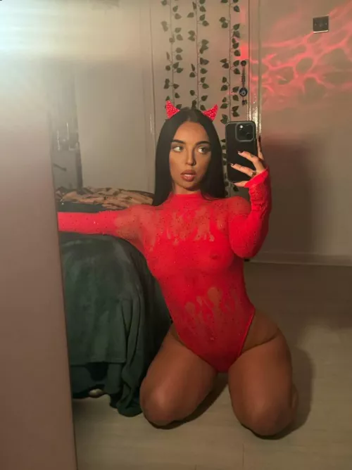 Love wearing no bra so everyone can see them x